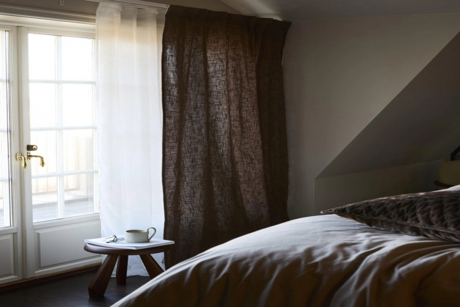 Mjuka lager och varma toner – så lyfter du höstkänslan med textilier 2025