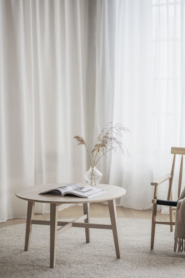 Soffbord 'Filippa' Runt 90cm - Vitpigmenterad ek