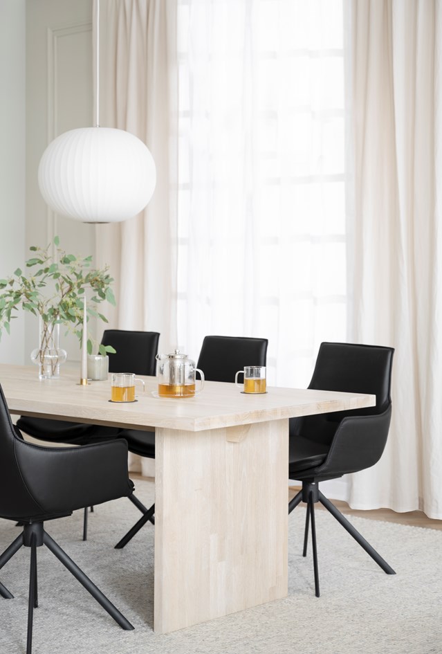 Karmstol 'Lowell' Snurrbar - Svart