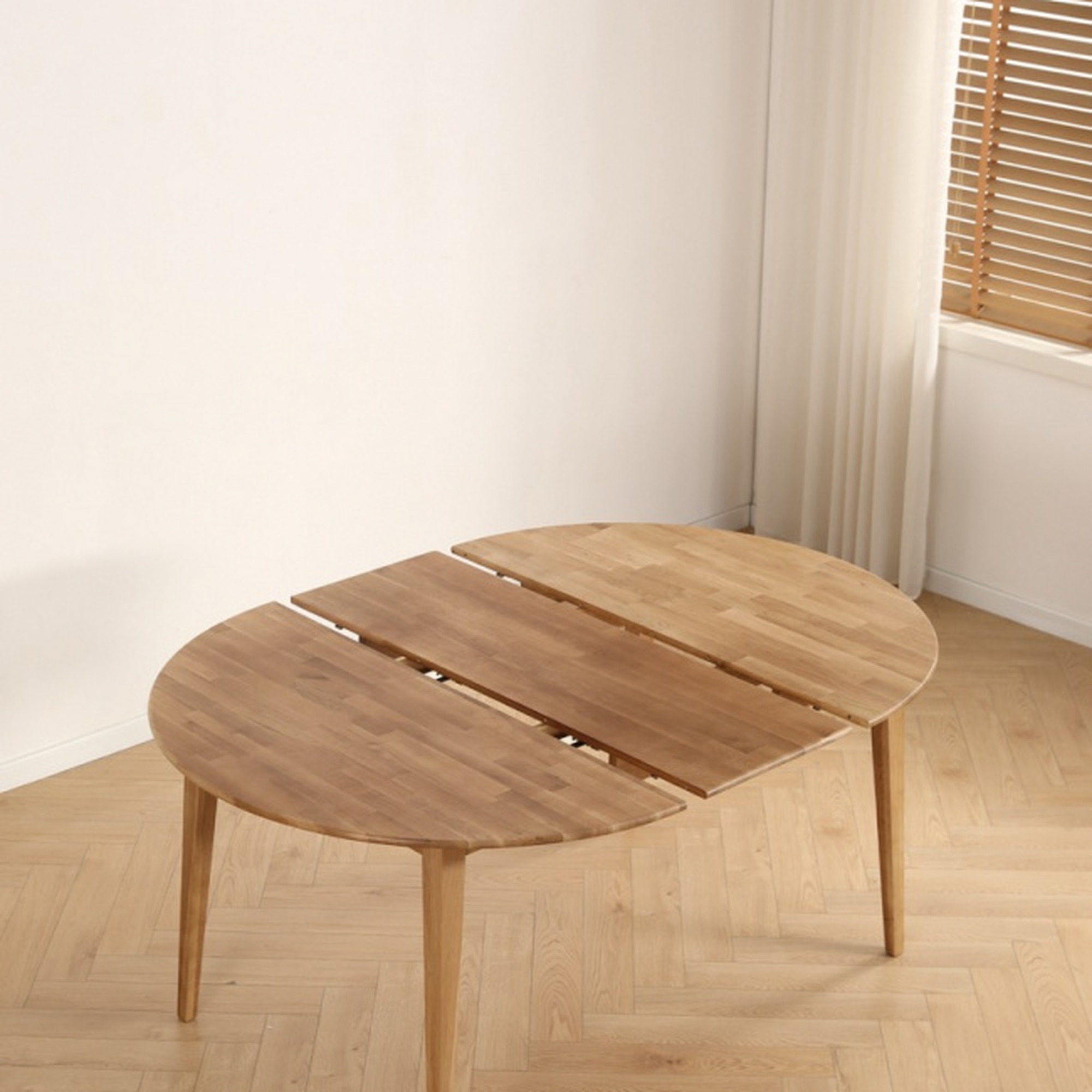 Matbord 'Saba' Ovalt/Runt 120-165x120 cm - Ek
