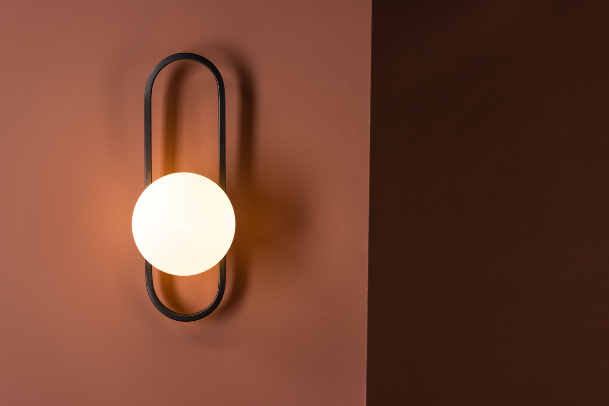 Vägglampa 'Agunnaryd' - Vit/Svart