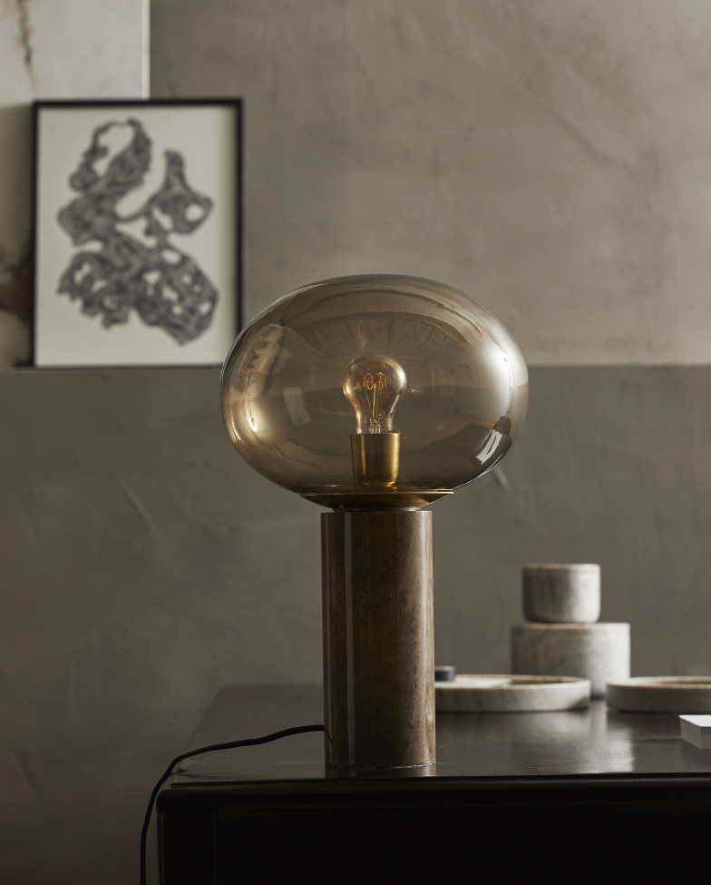 Bordslampa 'Bes' - Smoked/Mässing