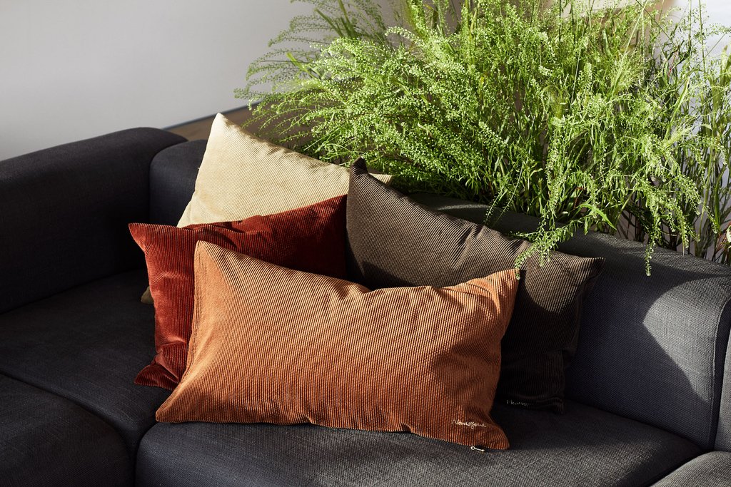 Kuddfodral 'Corduroy' 70x40cm - Brun
