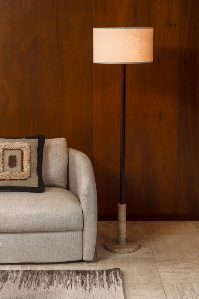Bordslampa 'Totem' - Beige