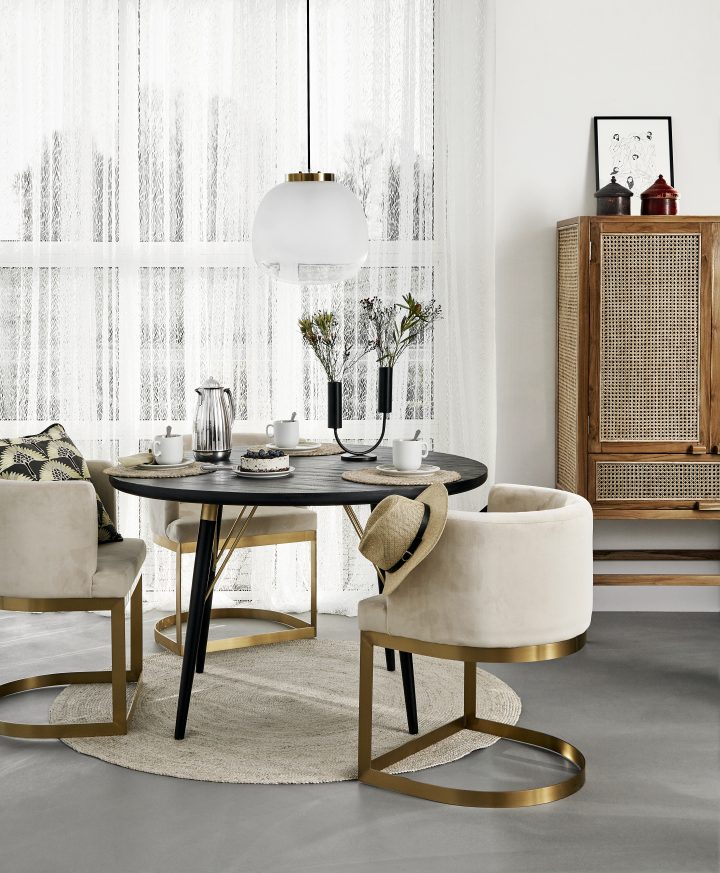 Matbord 'Black Wood' Runt 120cm - Svart