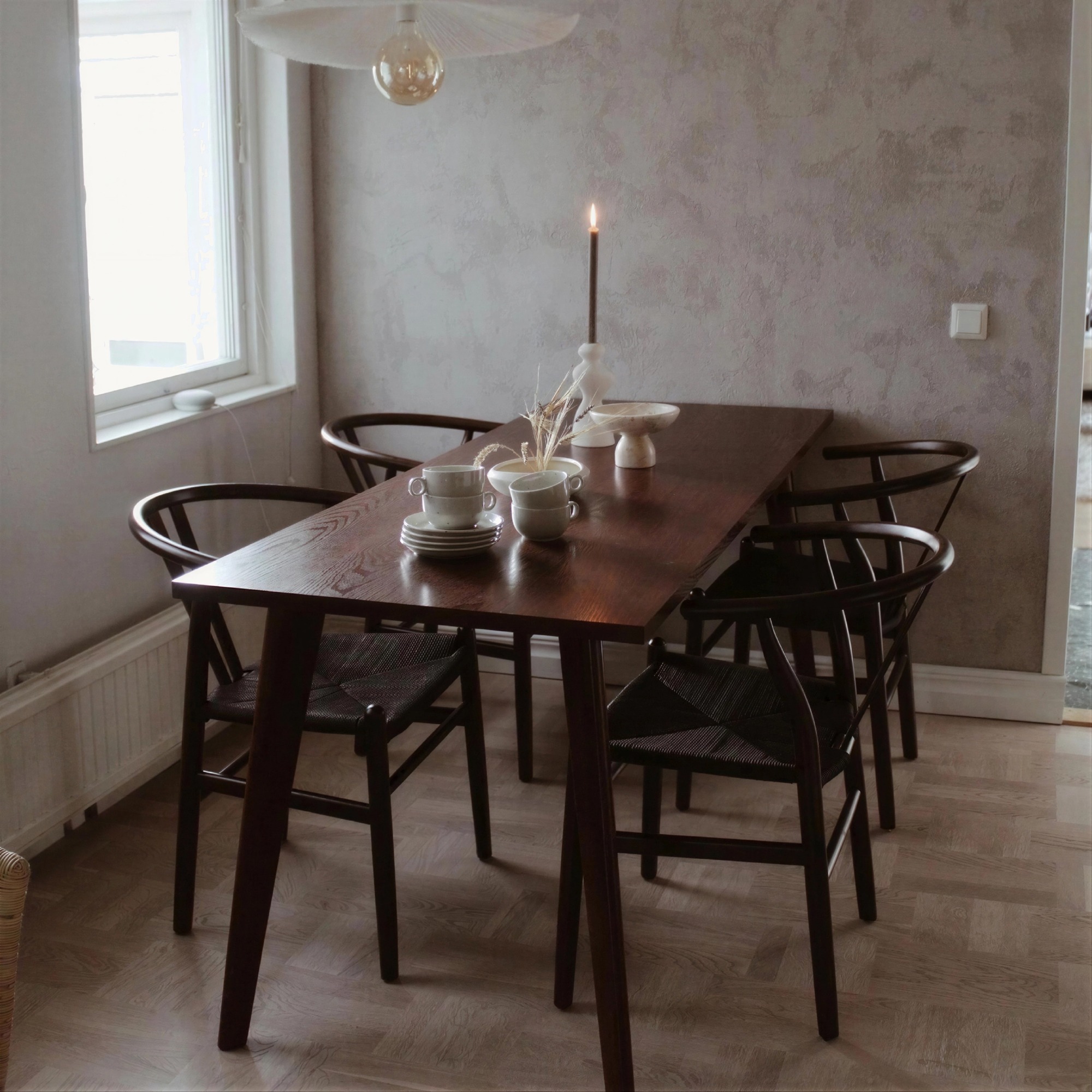 Matbord 'Nordisk' 180x70cm - Valnöt 