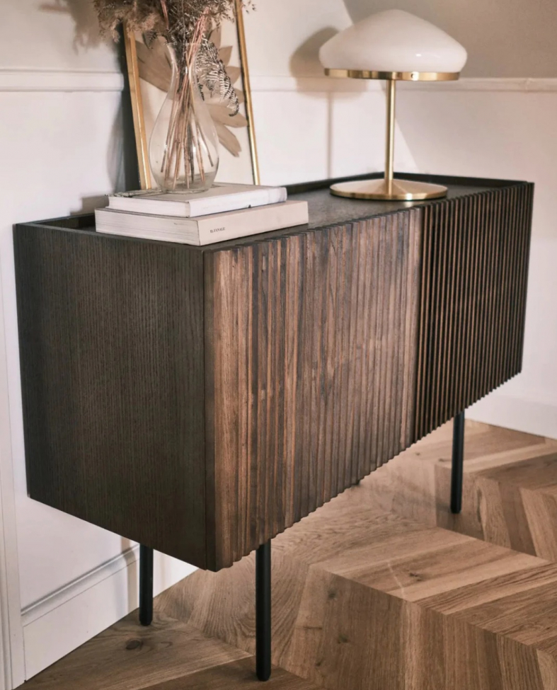 Sidobord 'Louvre' - Valnöt