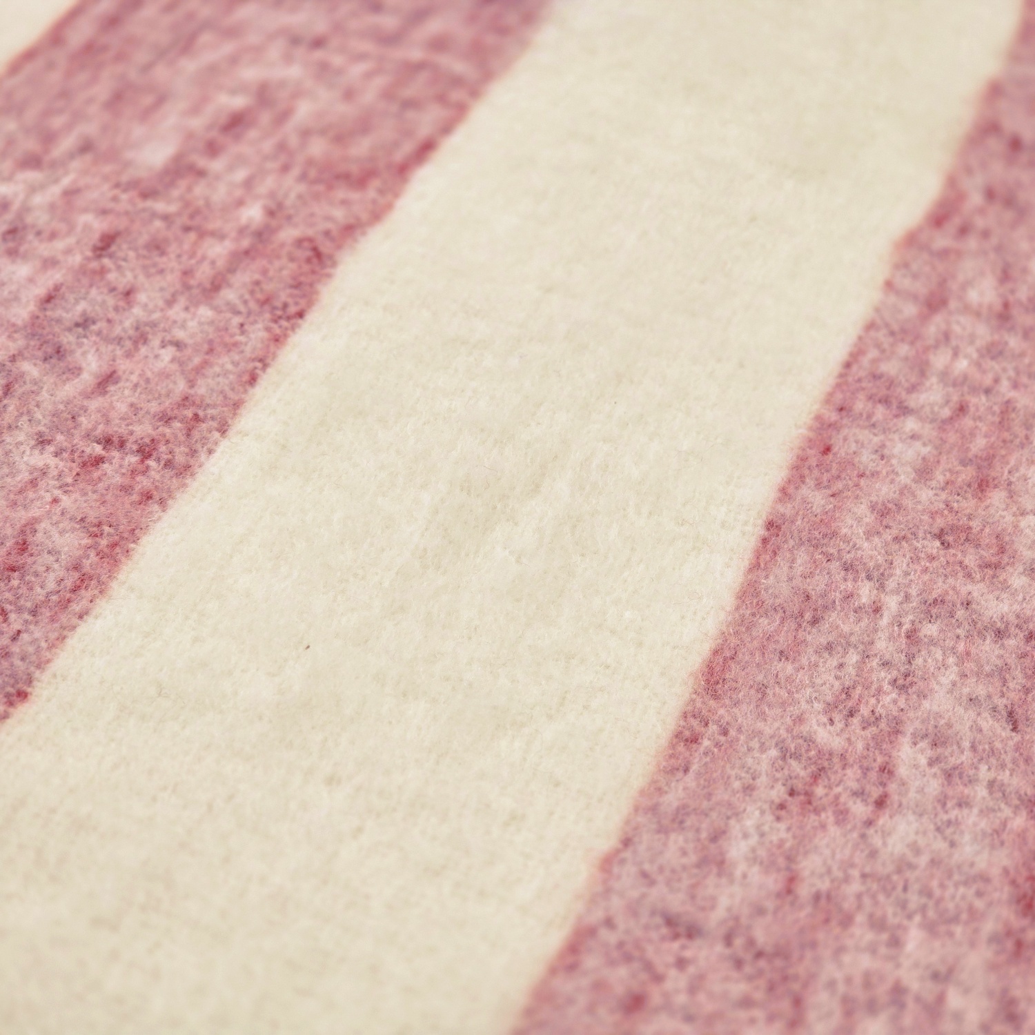 Pläd 'Beatriz Stripe' 130x170cm - Röd/vit