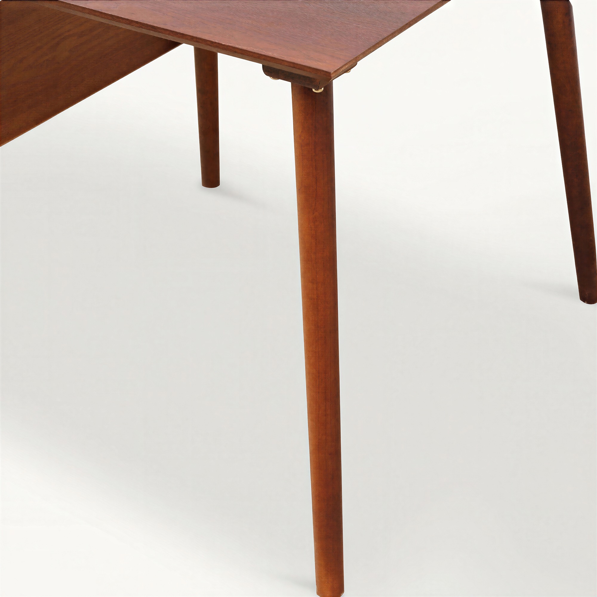Klaffbord 'Fager' 160 cm - Walnut