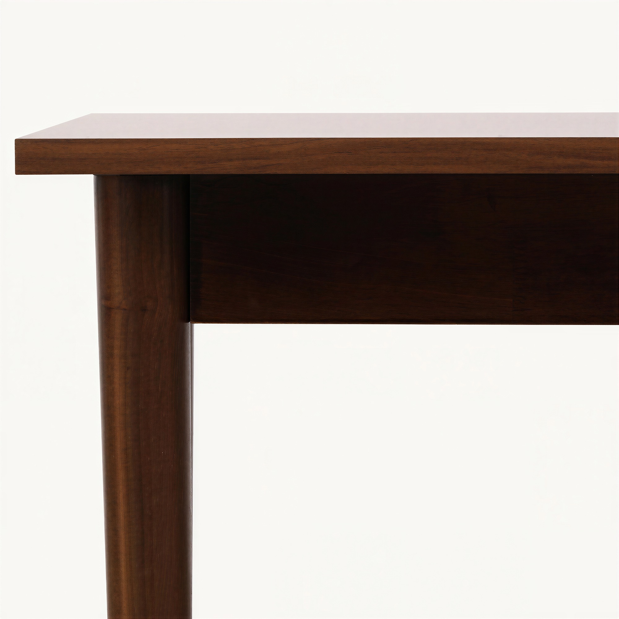 Matbord 'Fager' 135cm - Valnöt