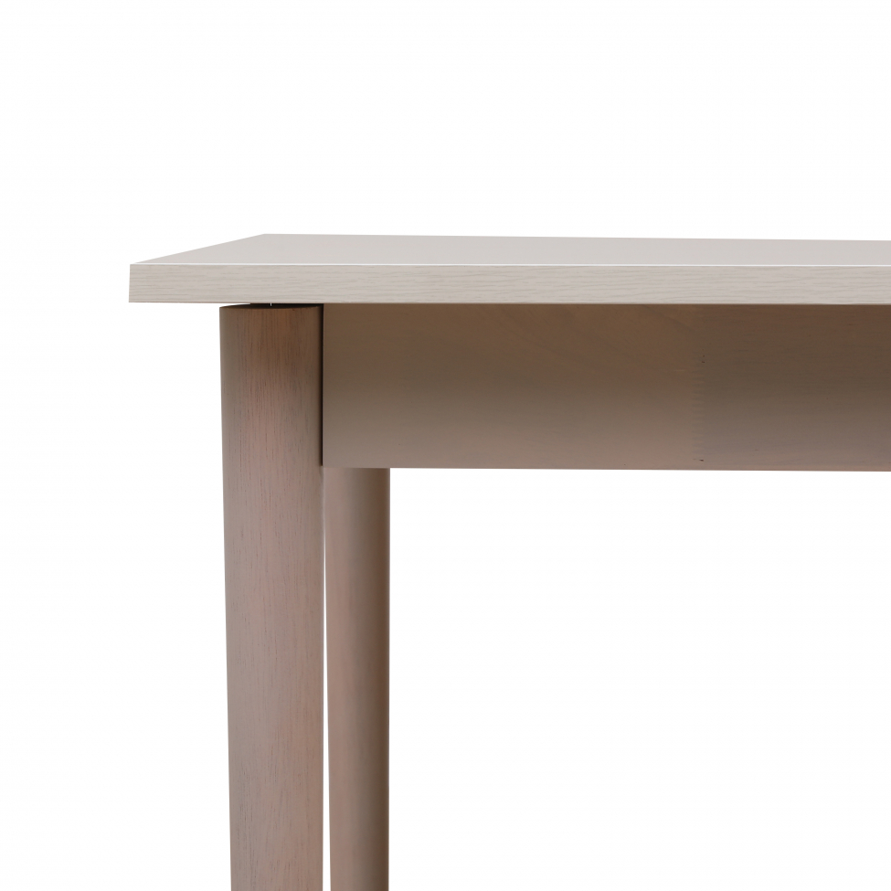 Matbord 'Fager' 135cm - Vitpigmenterad