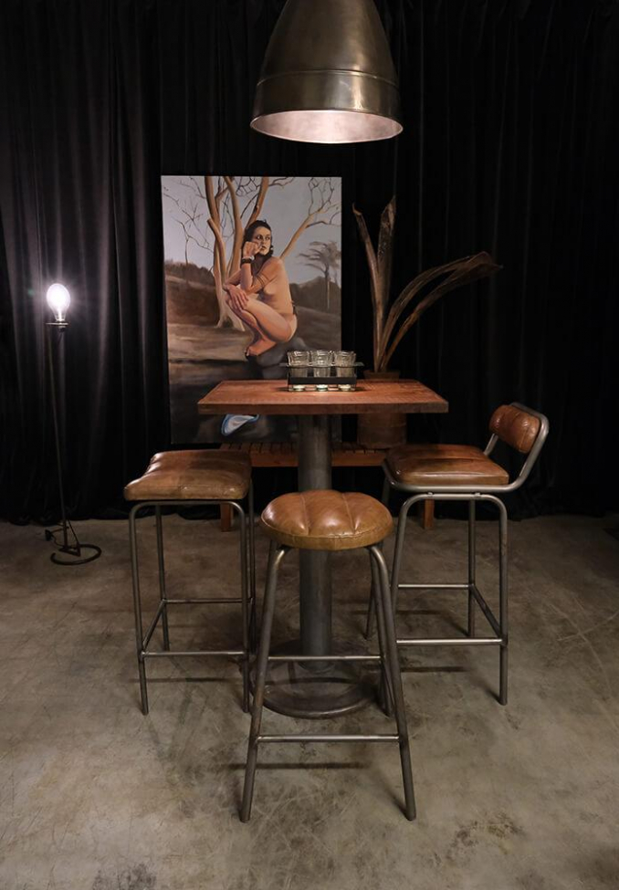 Barstol med ryggstöd Läder Reforma Sthlm Barstol med ryggstöd Läder – Trademark Living