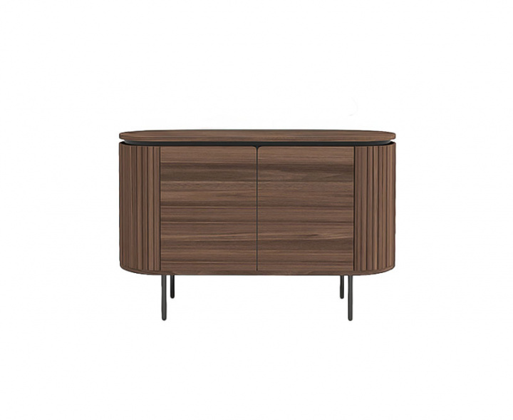 Sideboard \'Kärra\' - Valnöt/Svart i gruppen Möbler / Hyllor & förvaring / Sideboards hos Reforma (2374-walnut-svart)