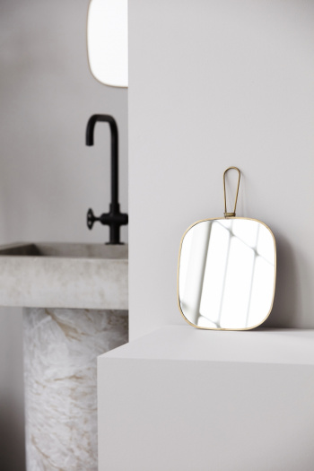 Spegel med ram 20x22 cm - M�ssing