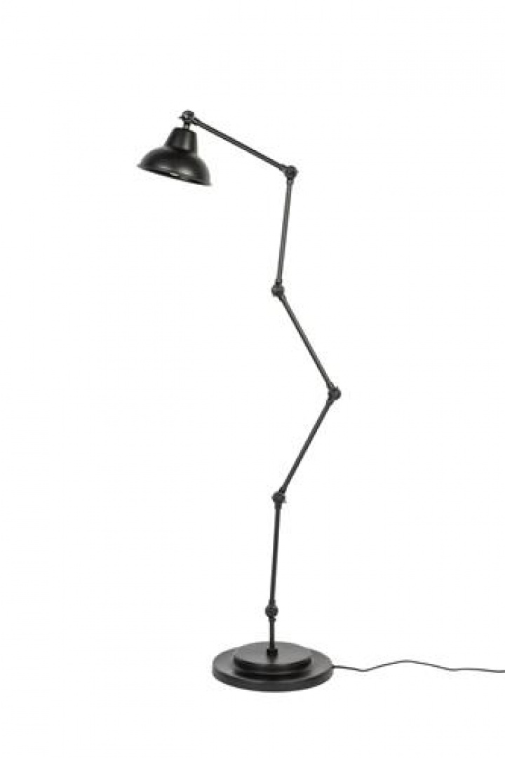 Golvlampa \'Xavi\' - Svart i gruppen Belysning / Lampor / Golvlampor hos Reforma (5100116)