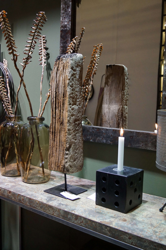 Skulptur - Vackert gammalt tr