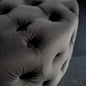 Puff \'Chesterfield\' Runt 100cm - Grå