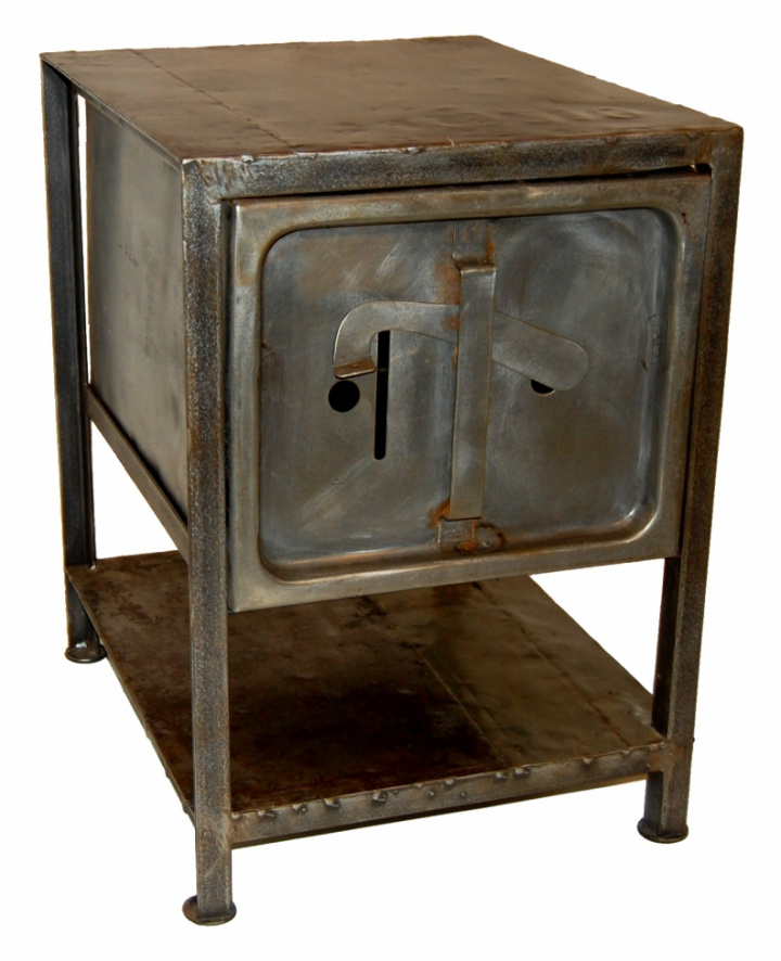 Sidobord stål - vintage i gruppen hos Reforma (SG05022)