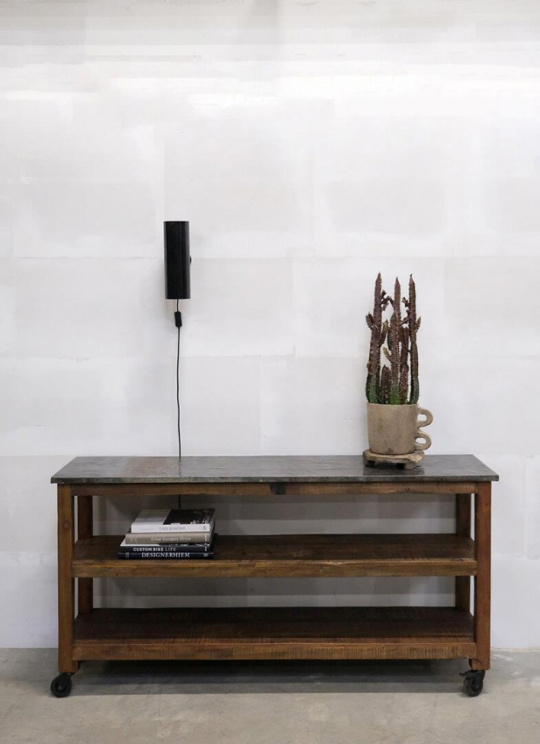 Konsolbord med metallskiva